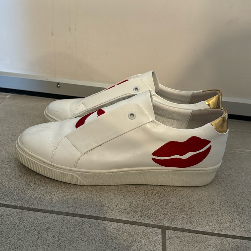 Here | Now Sneakers